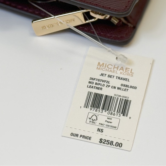 Michael Kors Jet Set Travel Bifold Wallet Oxblood - Picture 8 of 9